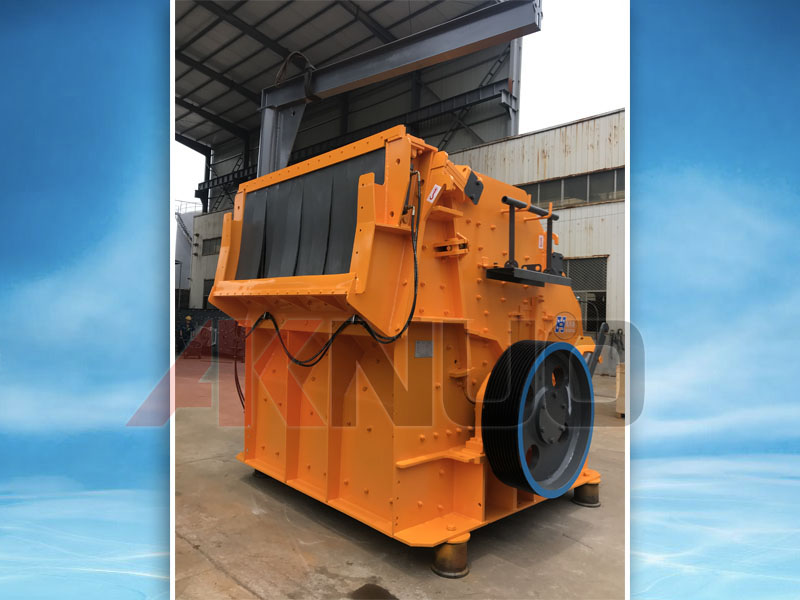 歐版反擊式破碎機廠家哪家好？如何選購高產量的石料破碎機？